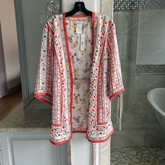 Alice + Olivia Domino Satin Floral Belted Kimono - Picture 6 of 13